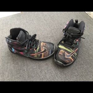 Nike Boys Sneakers Lebron James Limited Edition